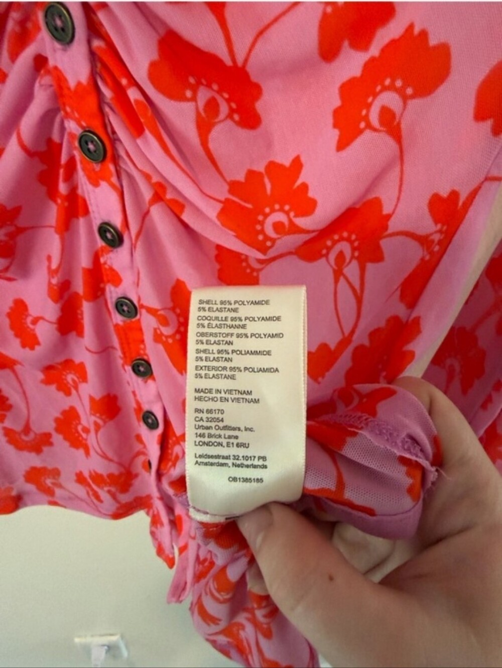 Free People Women’s Pink Floral Ruched Button-Front Top - Picture 5 of 5